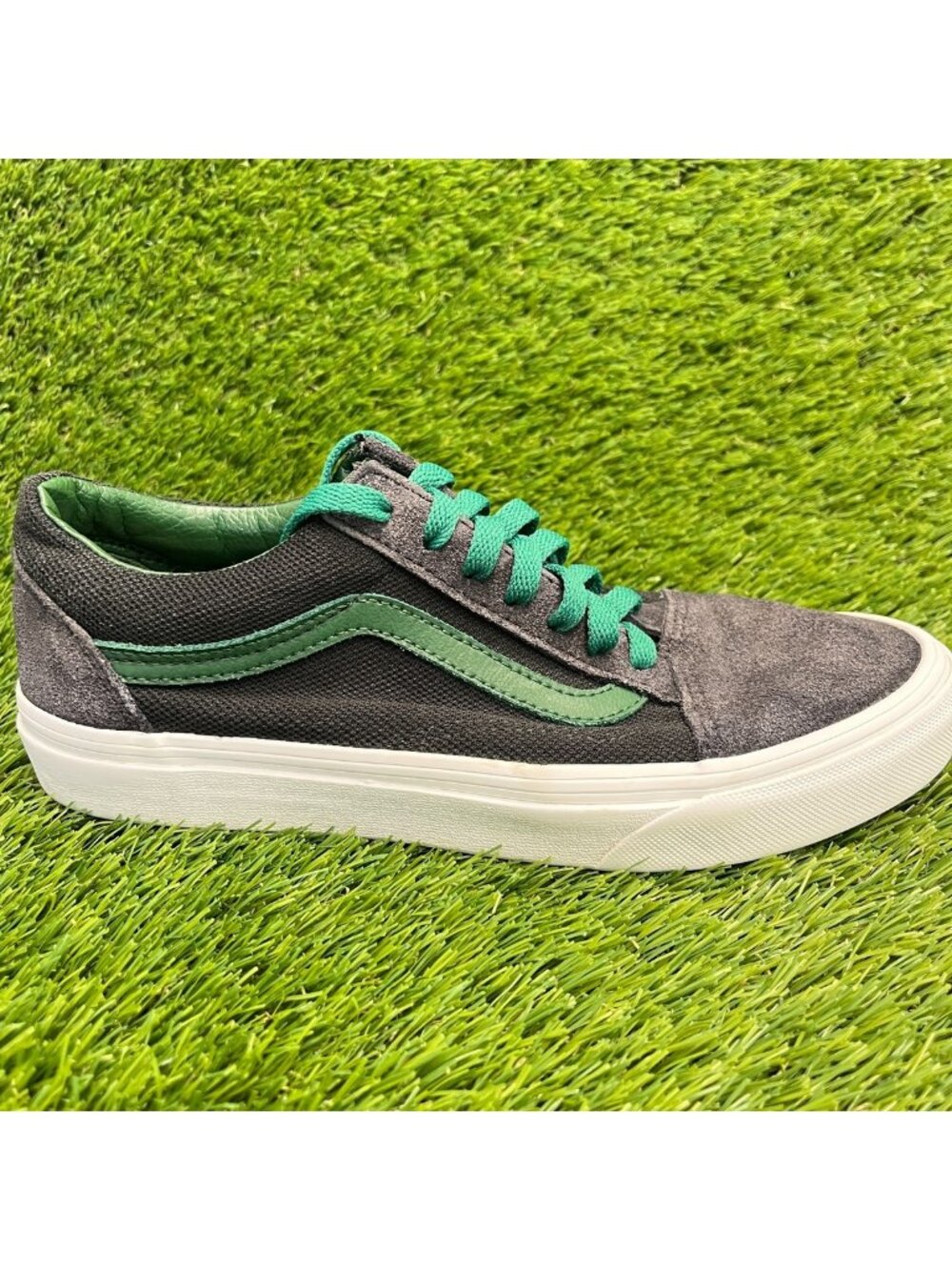 Vans Old Skool Womens Size 7.5 Dark Gray Green Athletic Skate Shoes Sneakers